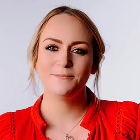 Avril Doyle